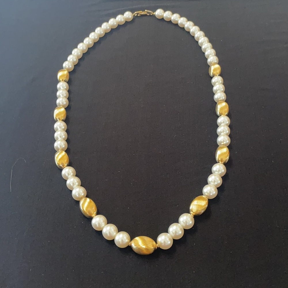 Vintage Napier faux pearl and gold bead necklace